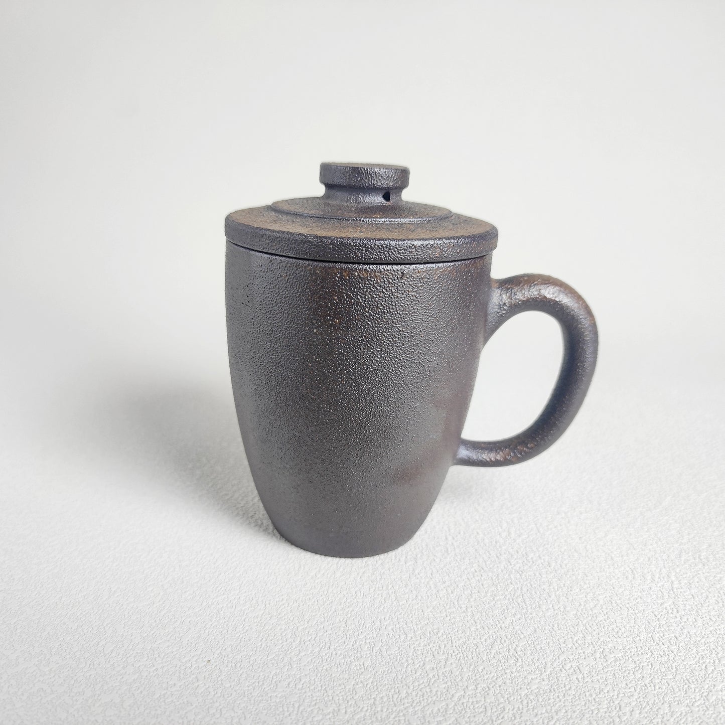 Coarse Pottery Lidded Mug - Sishui Clay