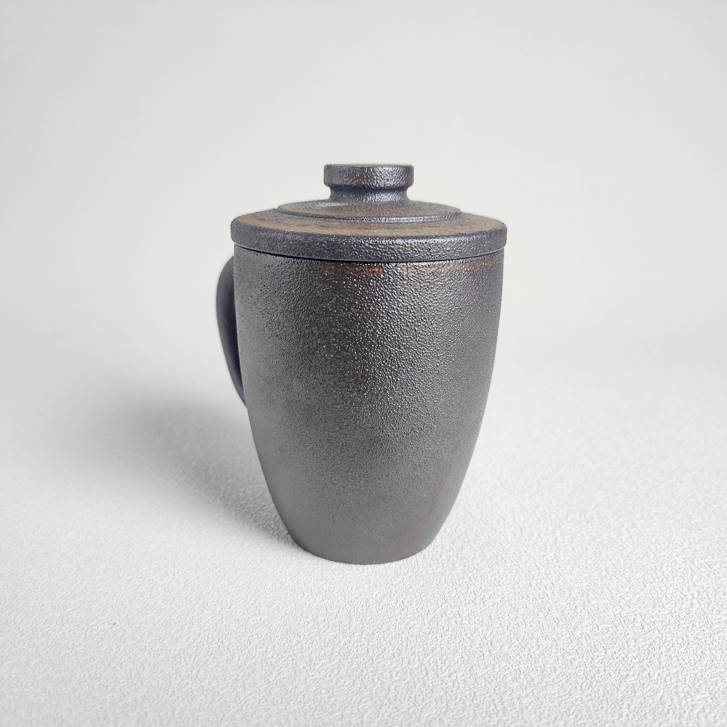 Coarse Pottery Lidded Mug - Sishui Clay