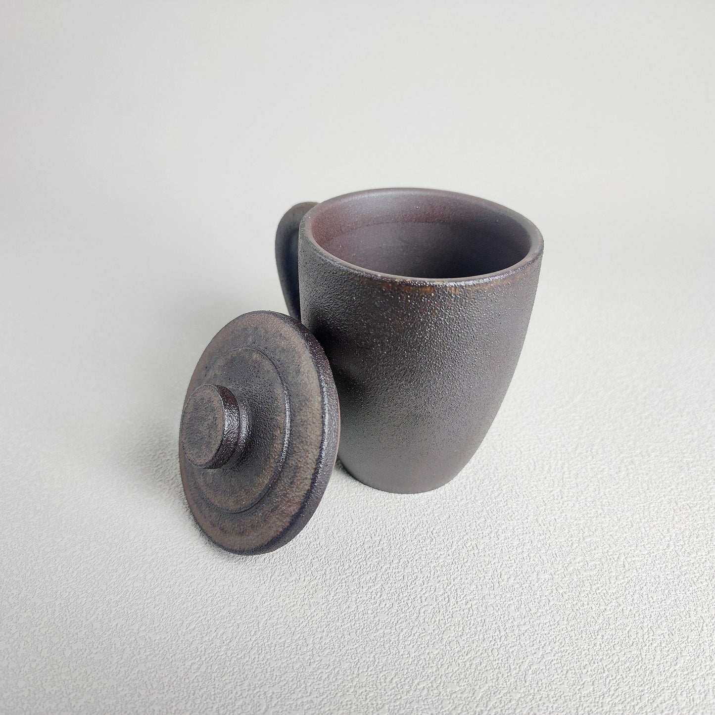 Coarse Pottery Lidded Mug - Sishui Clay